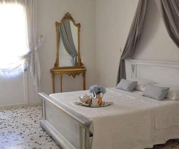 Le Reve Bed & Breakfast 3*