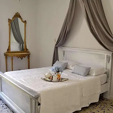 Le Reve كاستيلاّماري دي ستا